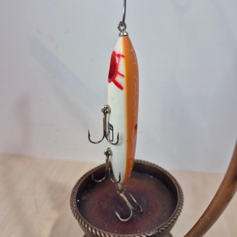 BASS Limited Edition Eureka Wiggler Fishing Lure Orange White 1914 Replica Box - Picture 3 of 8